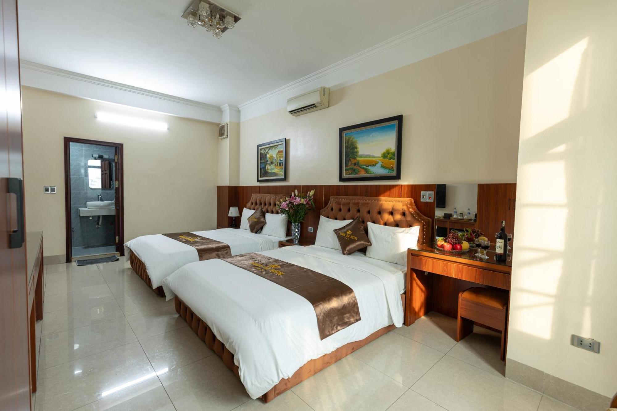 Hoang Gia Hotel Dong Anh Bagian luar foto