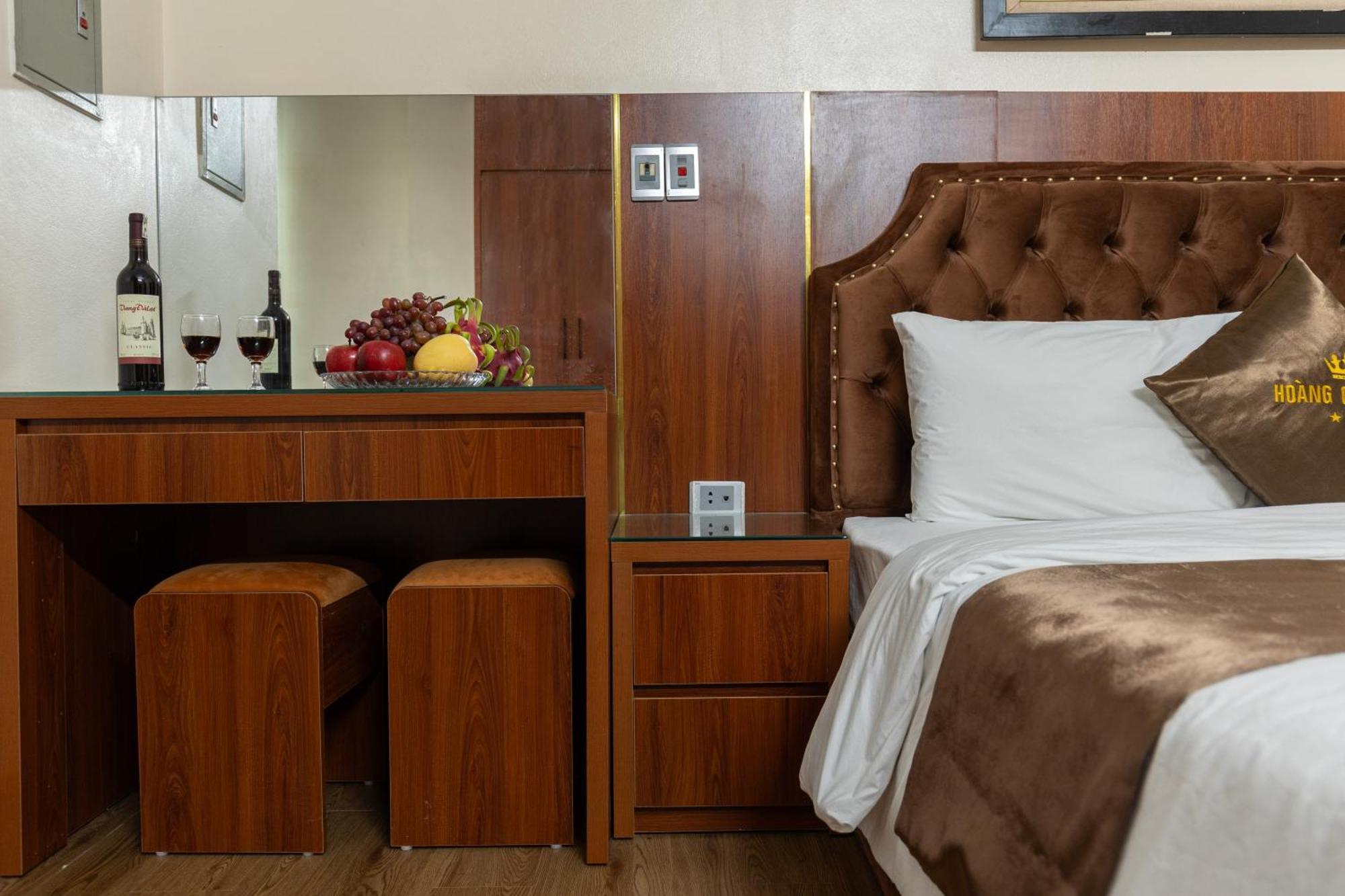 Hoang Gia Hotel Dong Anh Bagian luar foto