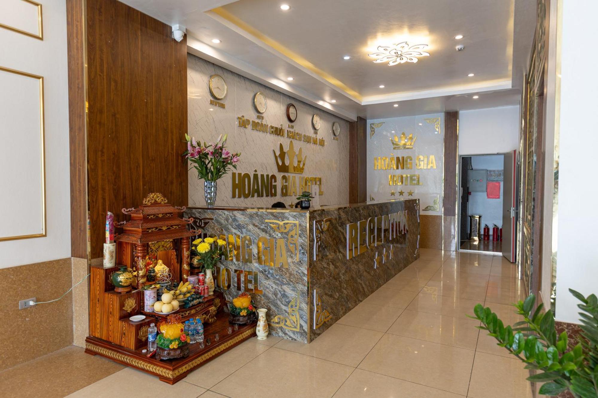 Hoang Gia Hotel Dong Anh Bagian luar foto