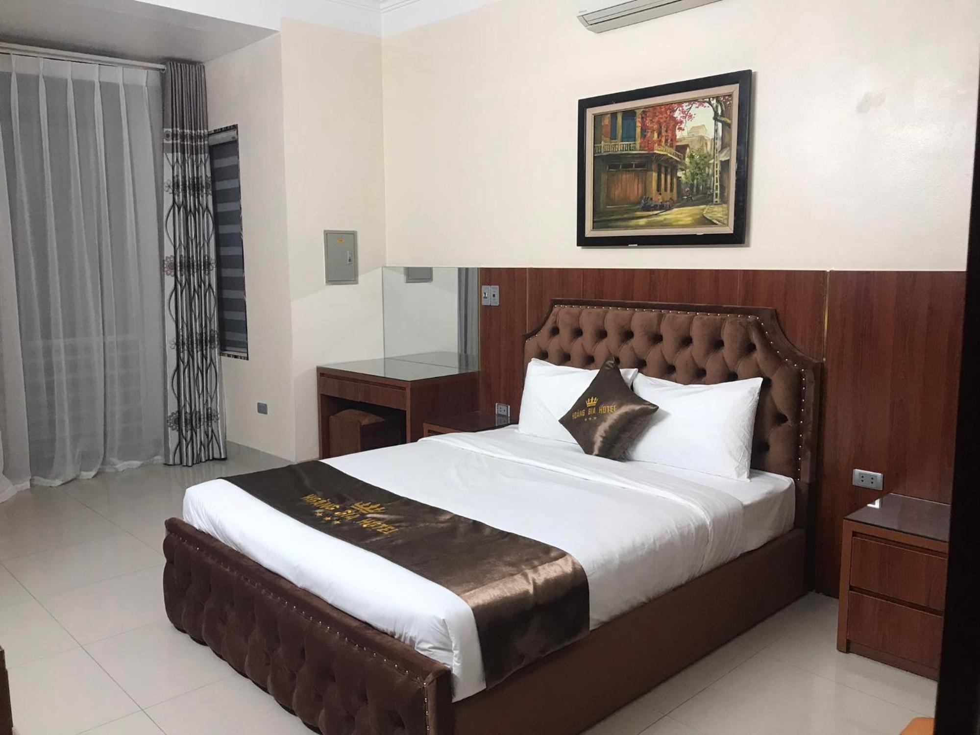 Hoang Gia Hotel Dong Anh Bagian luar foto